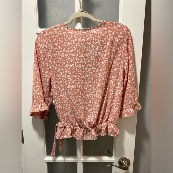 Sienna Sky Floral Cross Over Tie Top - Picture 6 of 10